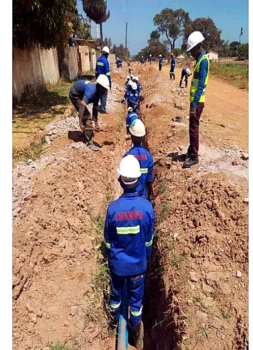 Lwamwa Contractors crew on site